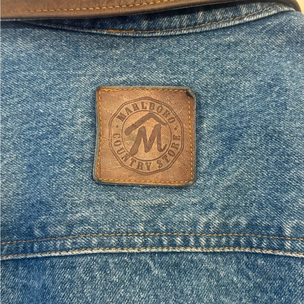 Marlboro Coutry Store Vintage Denim Jacket, Leather collar vintage denim - Picture 3 of 4